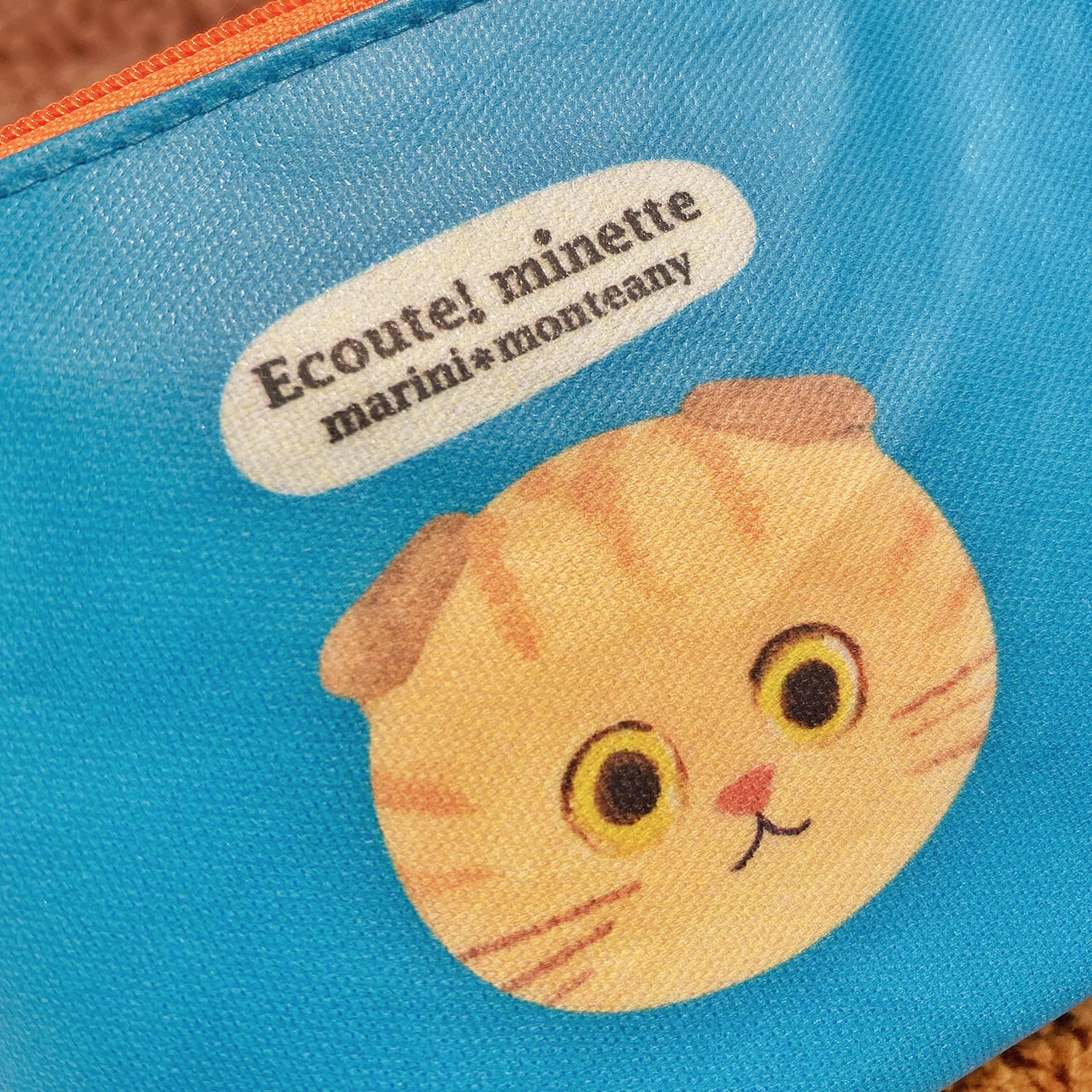 ECOUTE! minette Meow Pouch